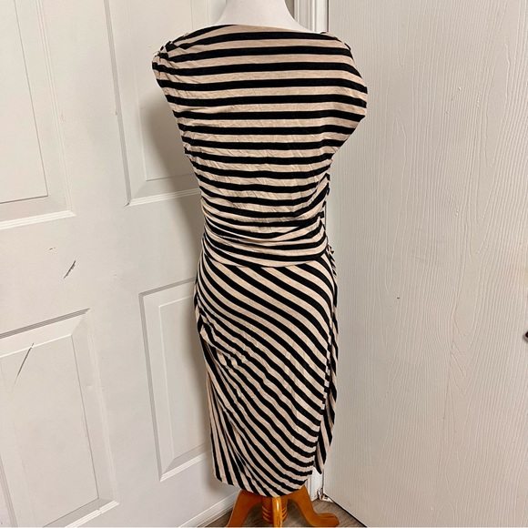 Bordeaux Striped Dress G3 - Picture 4 of 6